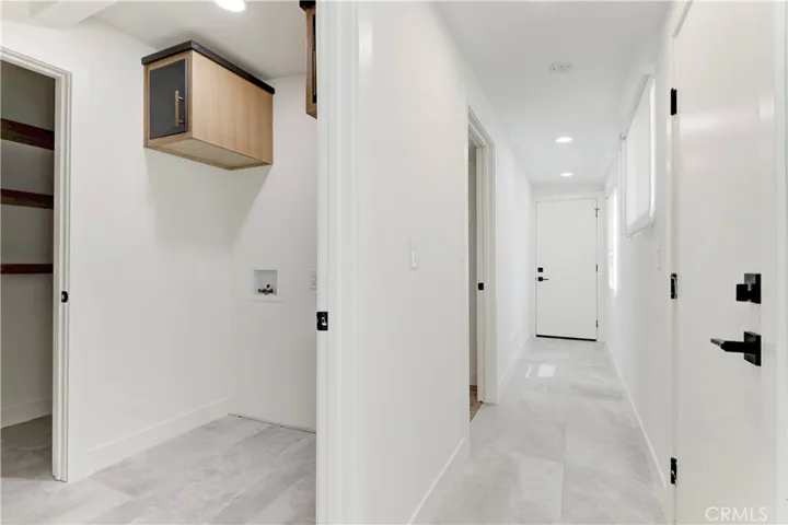 5515 Hermitage, Valley Village, California 91607
