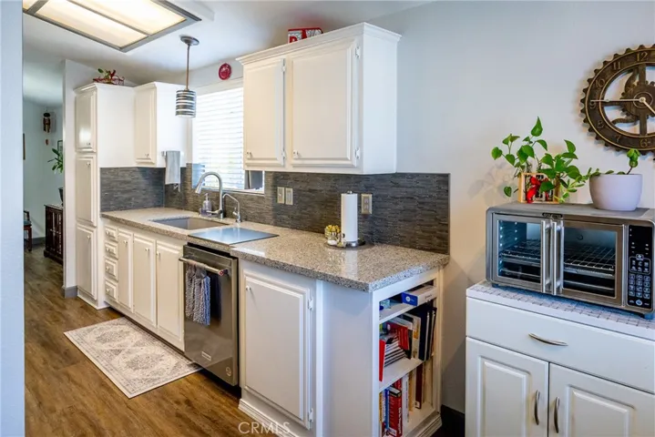 366 Lark, Paso Robles, California 93446