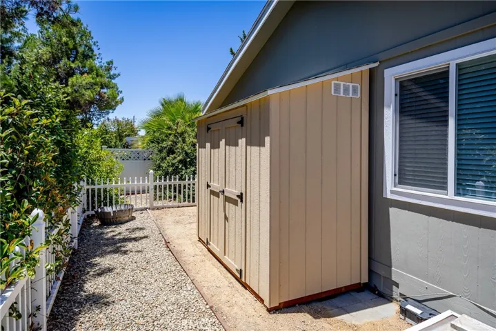 366 Lark, Paso Robles, California 93446
