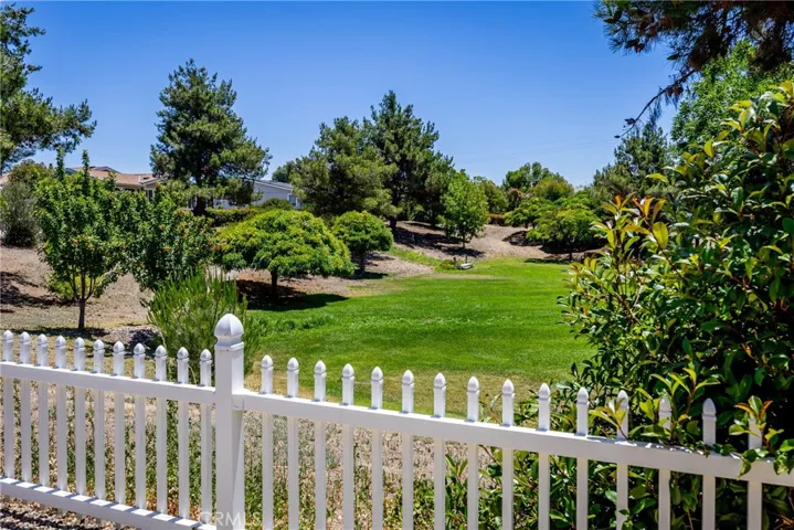 366 Lark, Paso Robles, California 93446