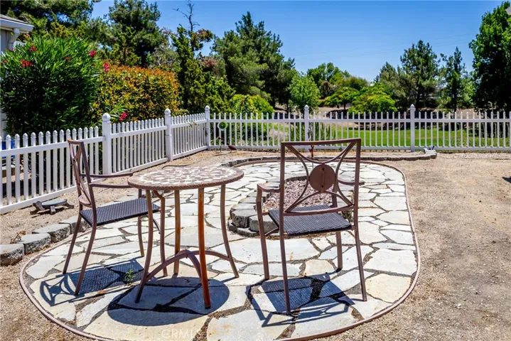 366 Lark, Paso Robles, California 93446