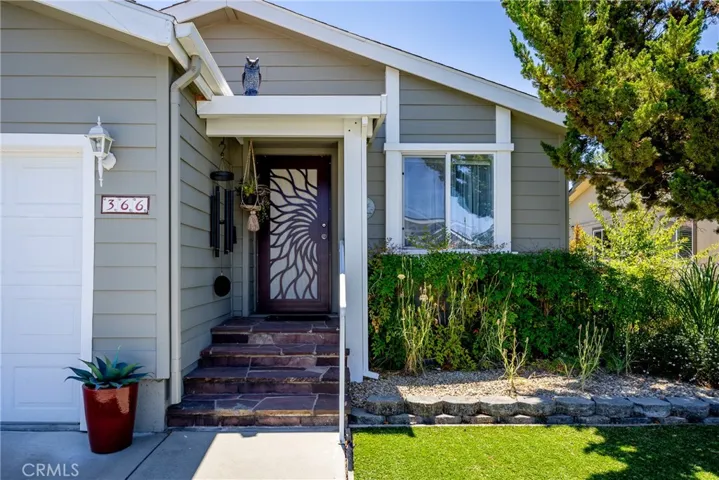366 Lark, Paso Robles, California 93446