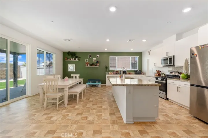 5057 Banjo Way, Hemet, California 92545