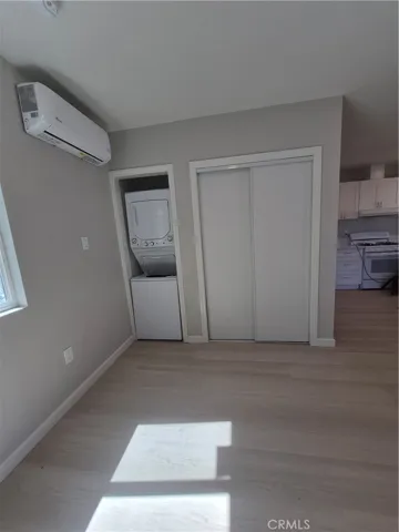 8913 Rathburn Avenue, Northridge, California 91325