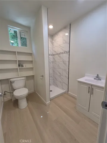 8913 Rathburn Avenue, Northridge, California 91325