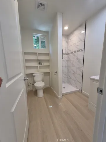 8913 Rathburn Avenue, Northridge, California 91325