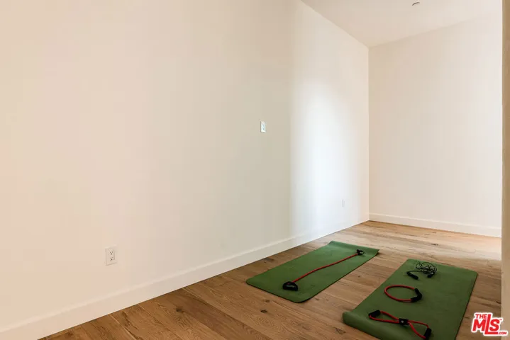 22328 S Summit Ridge Circle, Chatsworth, California 91311