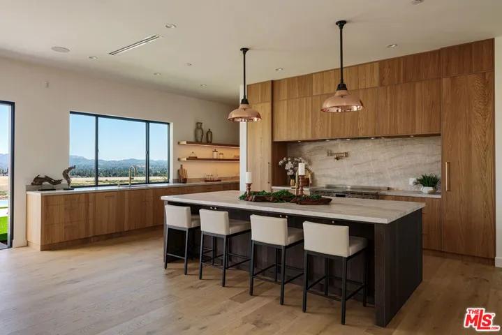 22328 S Summit Ridge Circle, Chatsworth, California 91311
