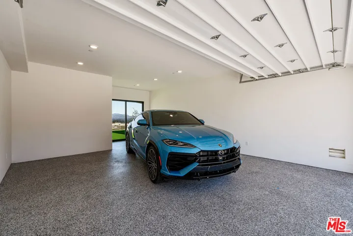 22328 S Summit Ridge Circle, Chatsworth, California 91311