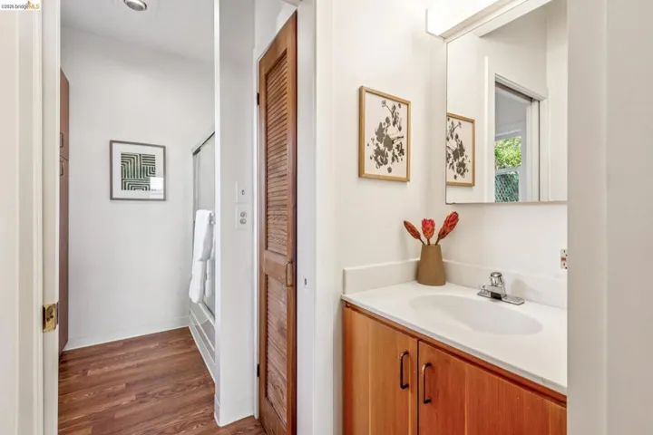 4130 Gilbert St, Oakland, California 94611