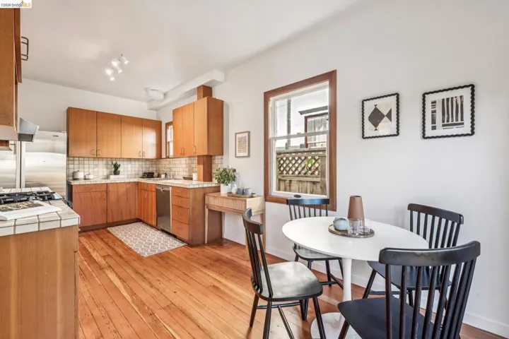 4130 Gilbert St, Oakland, California 94611