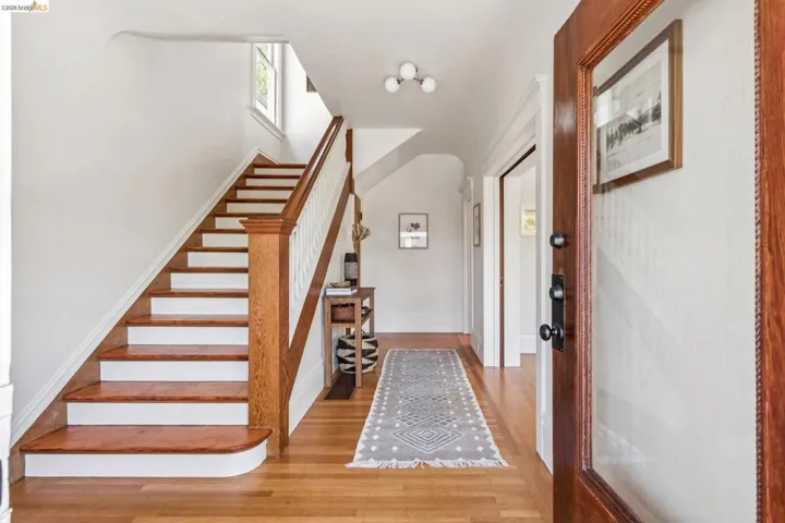 4130 Gilbert St, Oakland, California 94611