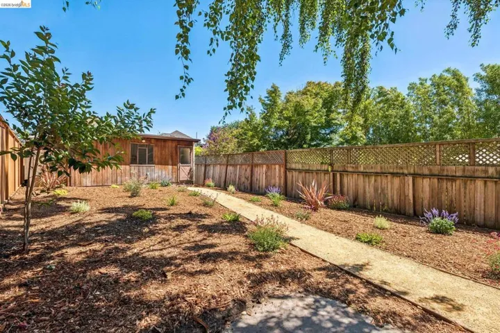 4130 Gilbert St, Oakland, California 94611