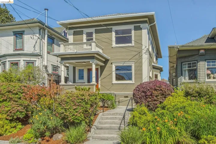 4130 Gilbert St, Oakland, California 94611