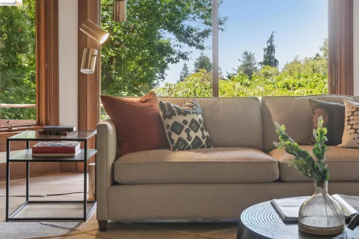 1090 Cragmont Ave, Berkeley, California 94708
