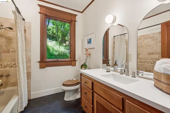 1090 Cragmont Ave, Berkeley, California 94708