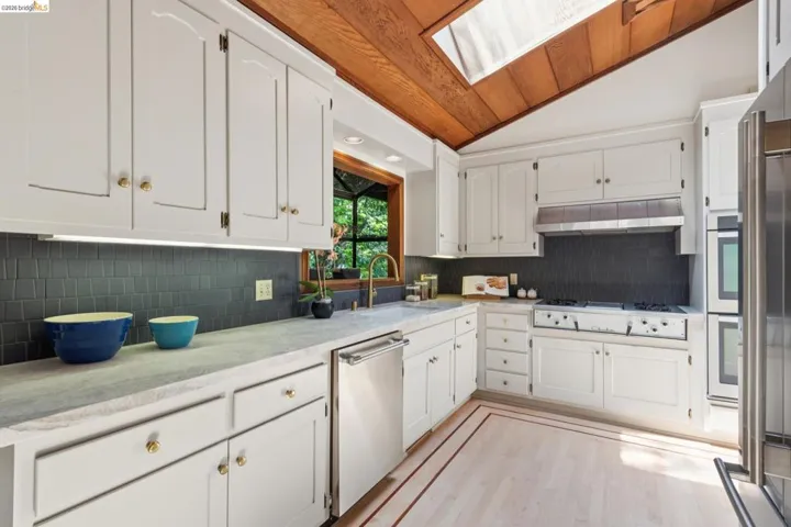 1090 Cragmont Ave, Berkeley, California 94708