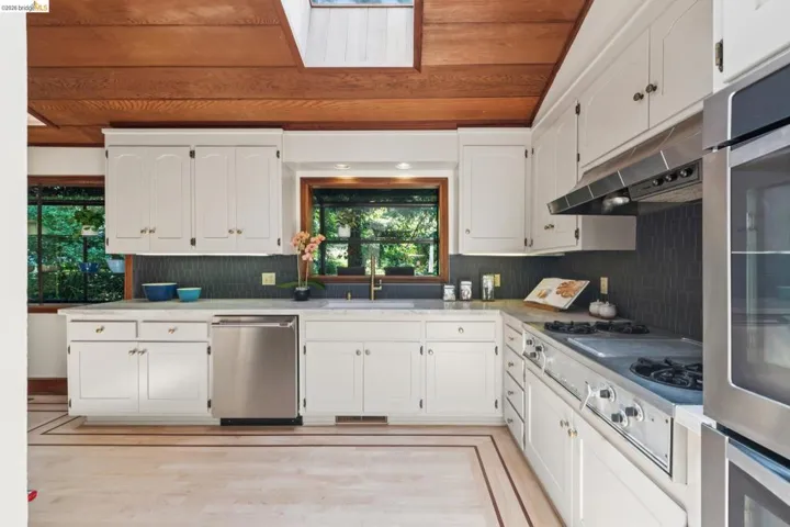1090 Cragmont Ave, Berkeley, California 94708