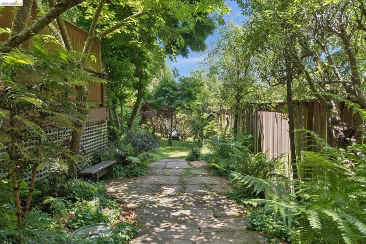 1090 Cragmont Ave, Berkeley, California 94708