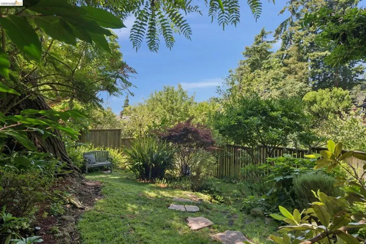 1090 Cragmont Ave, Berkeley, California 94708