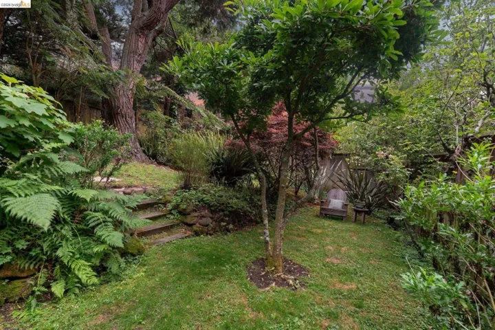 1090 Cragmont Ave, Berkeley, California 94708