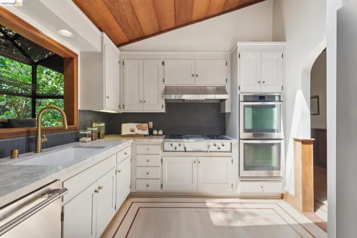 1090 Cragmont Ave, Berkeley, California 94708