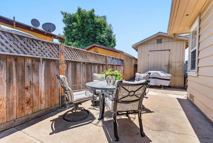 55 Hill Avenue, Watsonville, California 95076