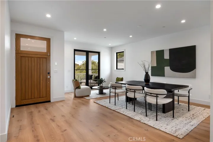 1212 Magnolia Avenue, Manhattan Beach, California 90266
