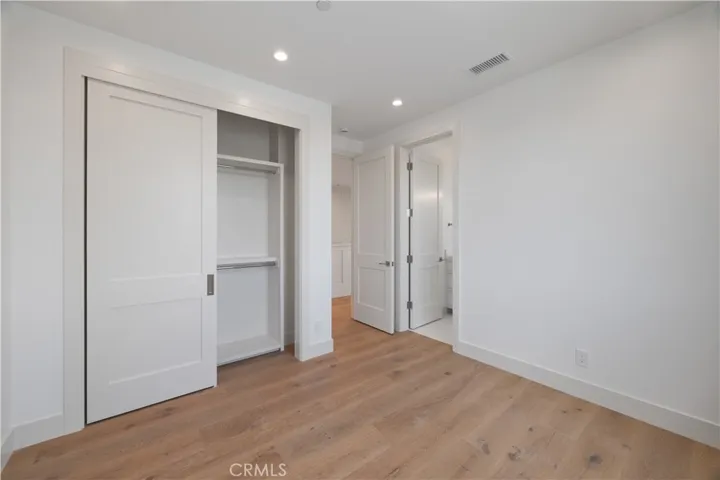 1212 Magnolia Avenue, Manhattan Beach, California 90266