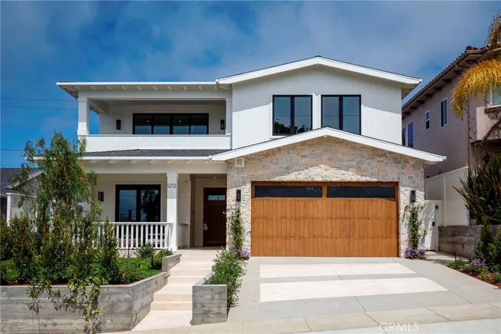 1212 Magnolia Avenue, Manhattan Beach, California 90266