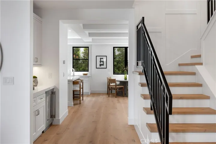1212 Magnolia Avenue, Manhattan Beach, California 90266