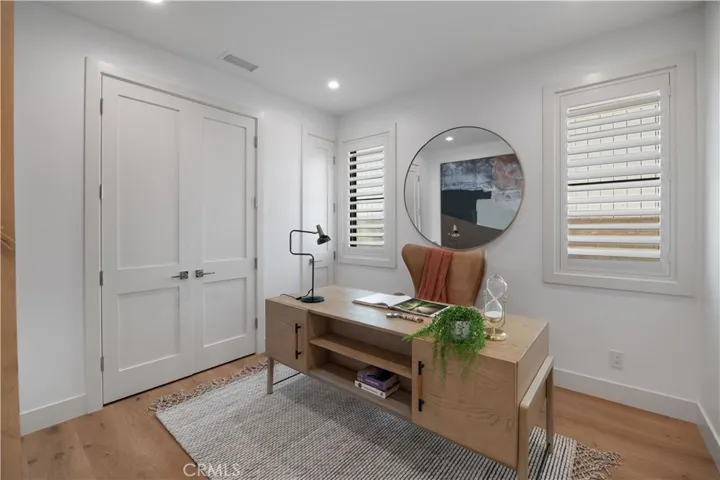 1212 Magnolia Avenue, Manhattan Beach, California 90266