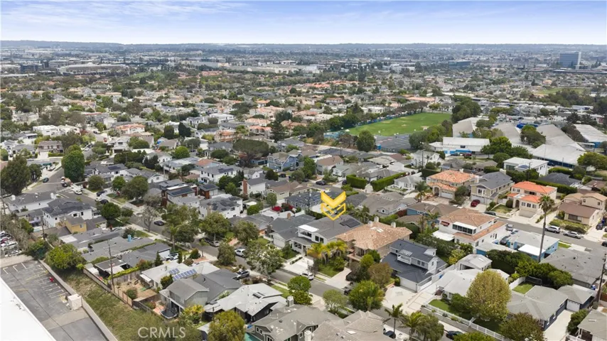 1212 Magnolia Avenue, Manhattan Beach, California 90266