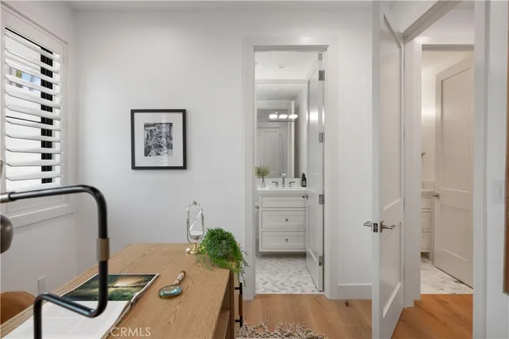 1212 Magnolia Avenue, Manhattan Beach, California 90266