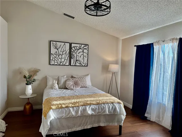 12966 Sundown, Victorville, California 92392