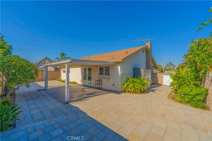 1014 S Shannon, Santa Ana, California 92704