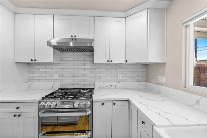 1014 S Shannon, Santa Ana, California 92704