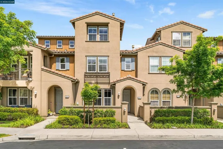 5267 Fioli Loop, San Ramon, California 94582