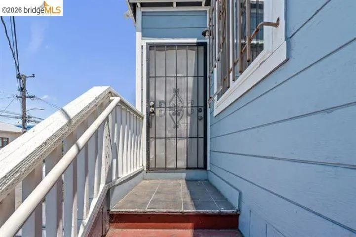 1626 46th Ave, Oakland, California 94601 — photo 5