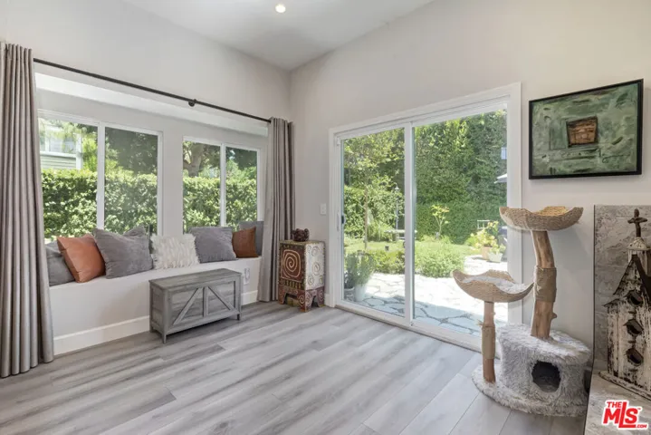 29700 Windsong Lane, Agoura Hills, California 91301