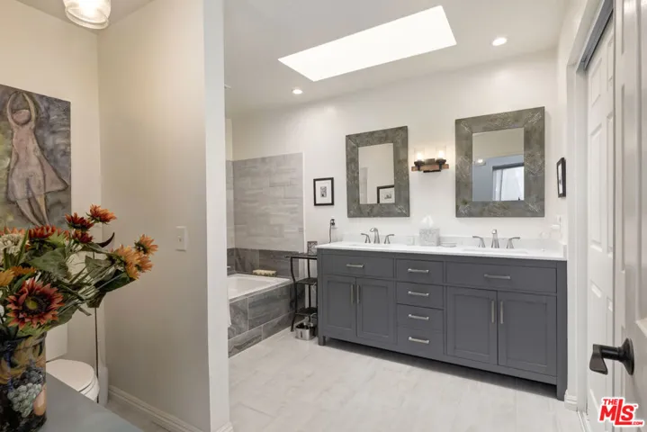 29700 Windsong Lane, Agoura Hills, California 91301