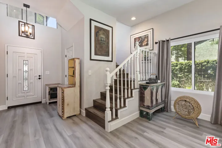 29700 Windsong Lane, Agoura Hills, California 91301