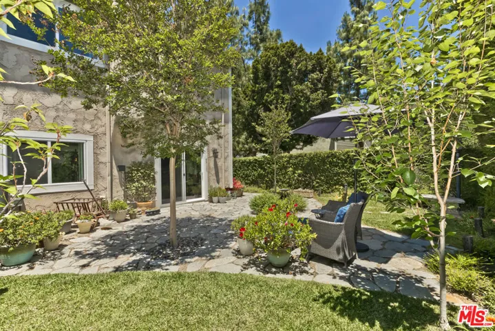 29700 Windsong Lane, Agoura Hills, California 91301