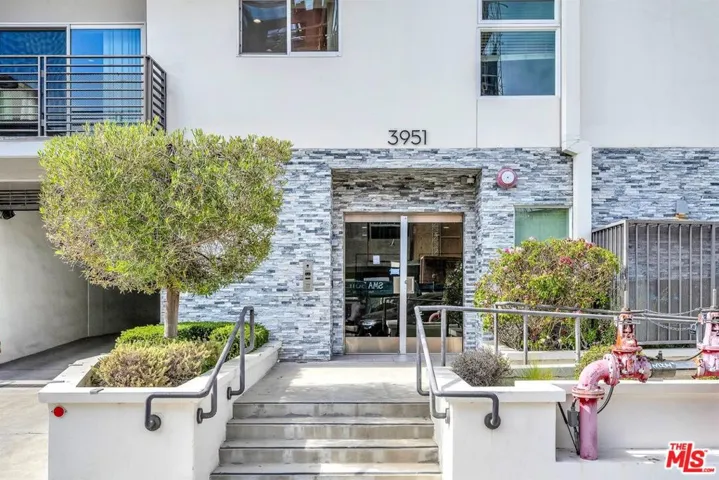3951 Ingraham Street, Los Angeles, California 90005 — photo 5