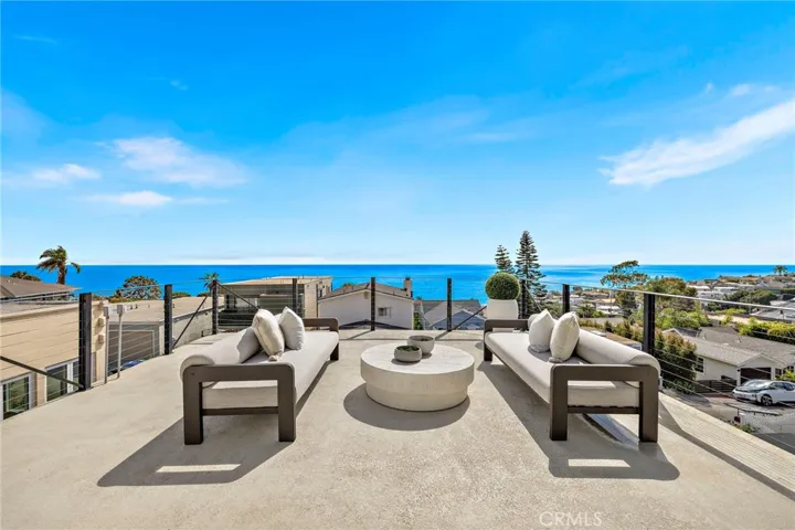 2966 Terry Road, Laguna Beach, California 92651