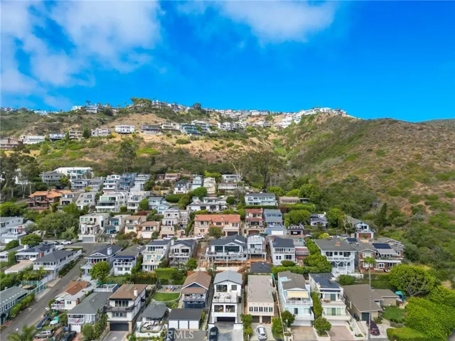 2966 Terry Road, Laguna Beach, California 92651