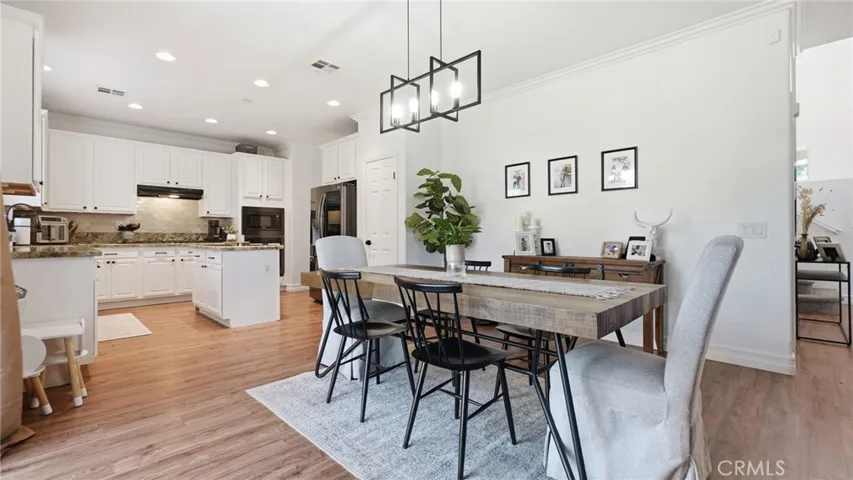 6067 Cone Peak, Fontana, California 92336