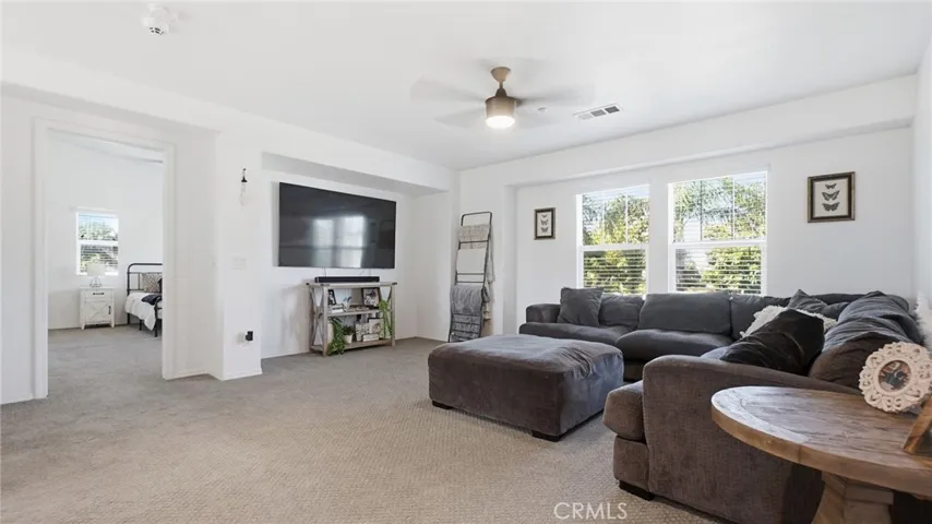 6067 Cone Peak, Fontana, California 92336