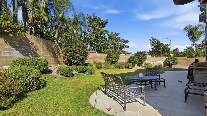 6067 Cone Peak, Fontana, California 92336