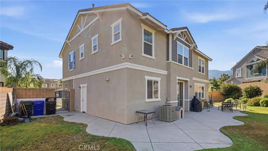 6067 Cone Peak, Fontana, California 92336